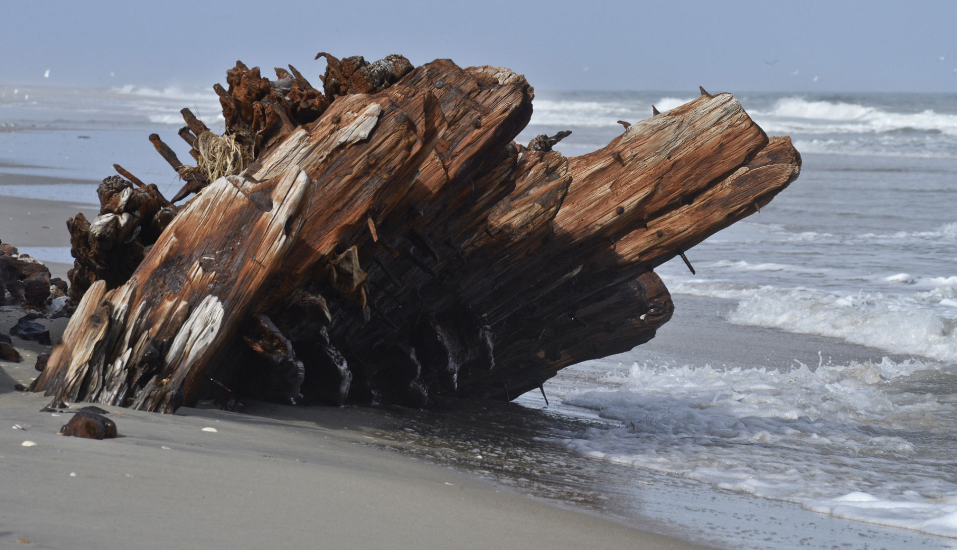20151130w_nws_shipwreck
